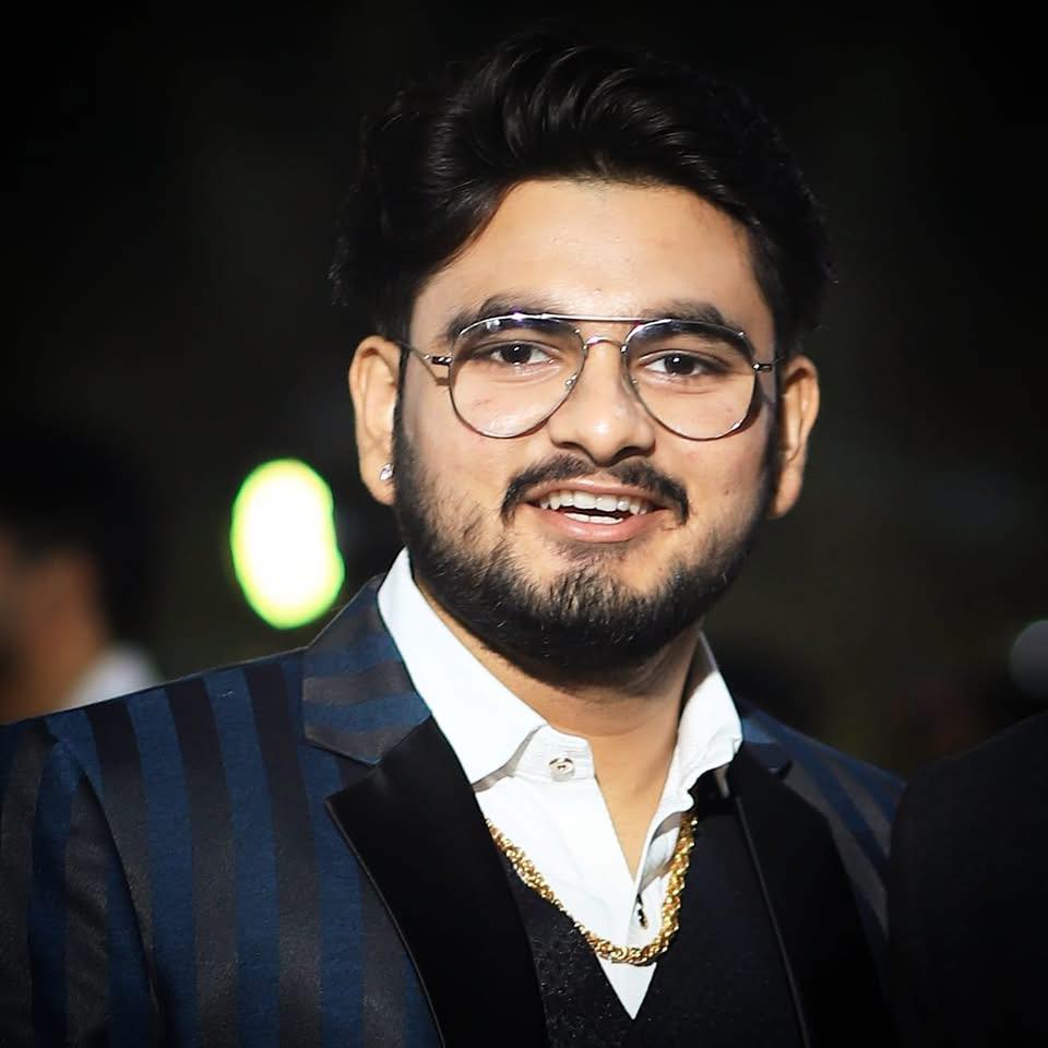 Adv Akash Soni