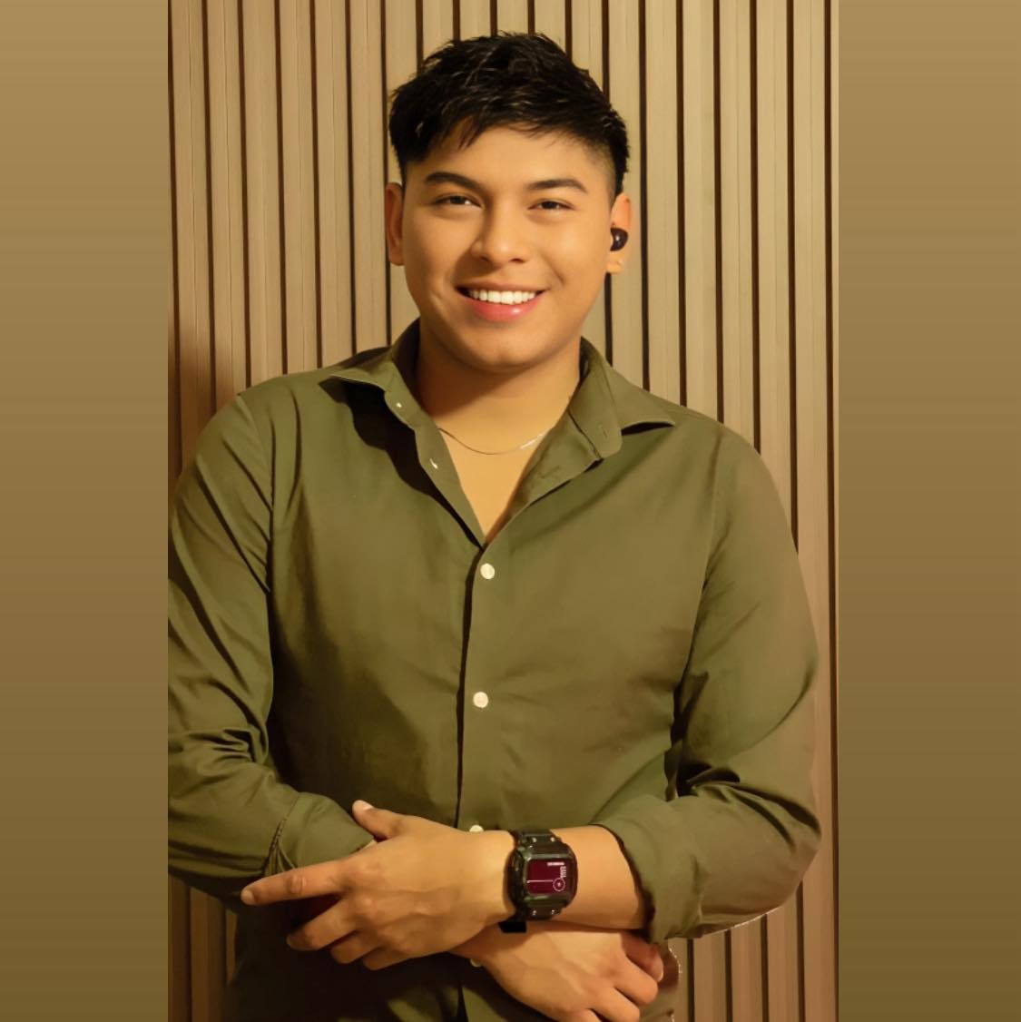Paul R Reyes
