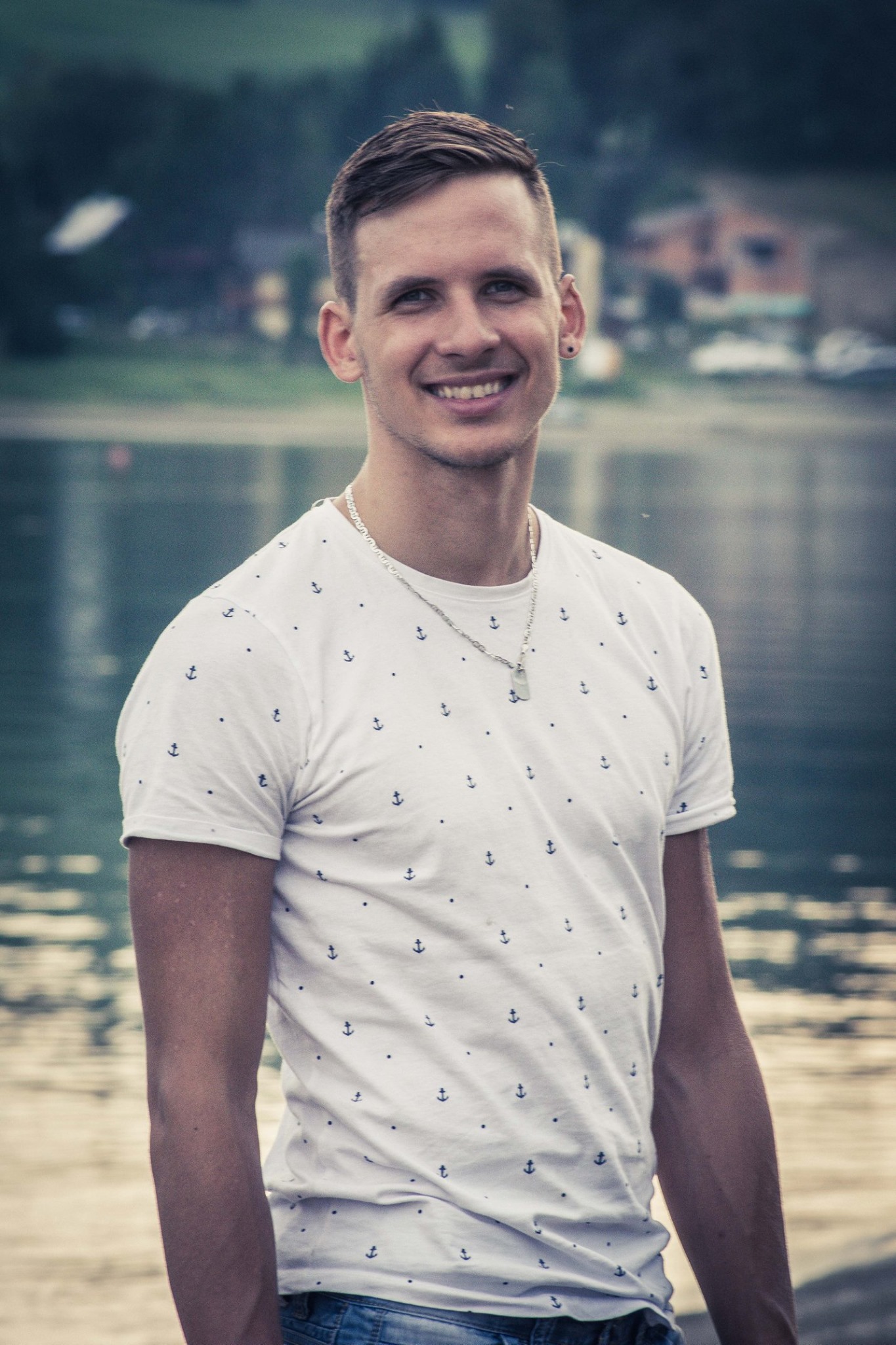 Ján - VIETE, ŽE… Aká je práca realitného makléra – rýchly prehľad 🔍🏡 Čo ...