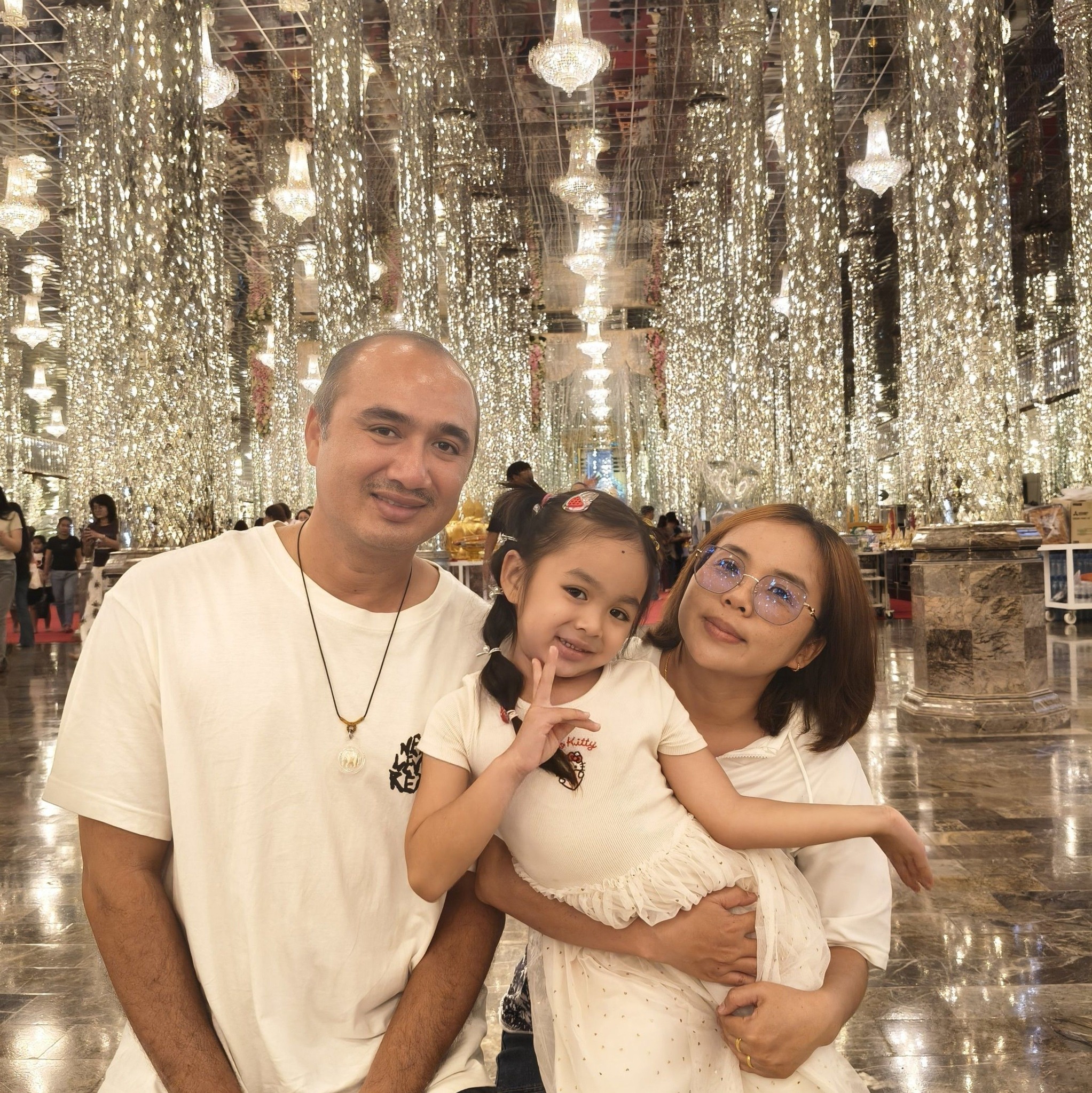 จารย์บี - เบนจามิน เชชโก้ เดินทางกว่า 5,000 ไมล์ ไปที่ดูไบเพื่อไปฝึก ...