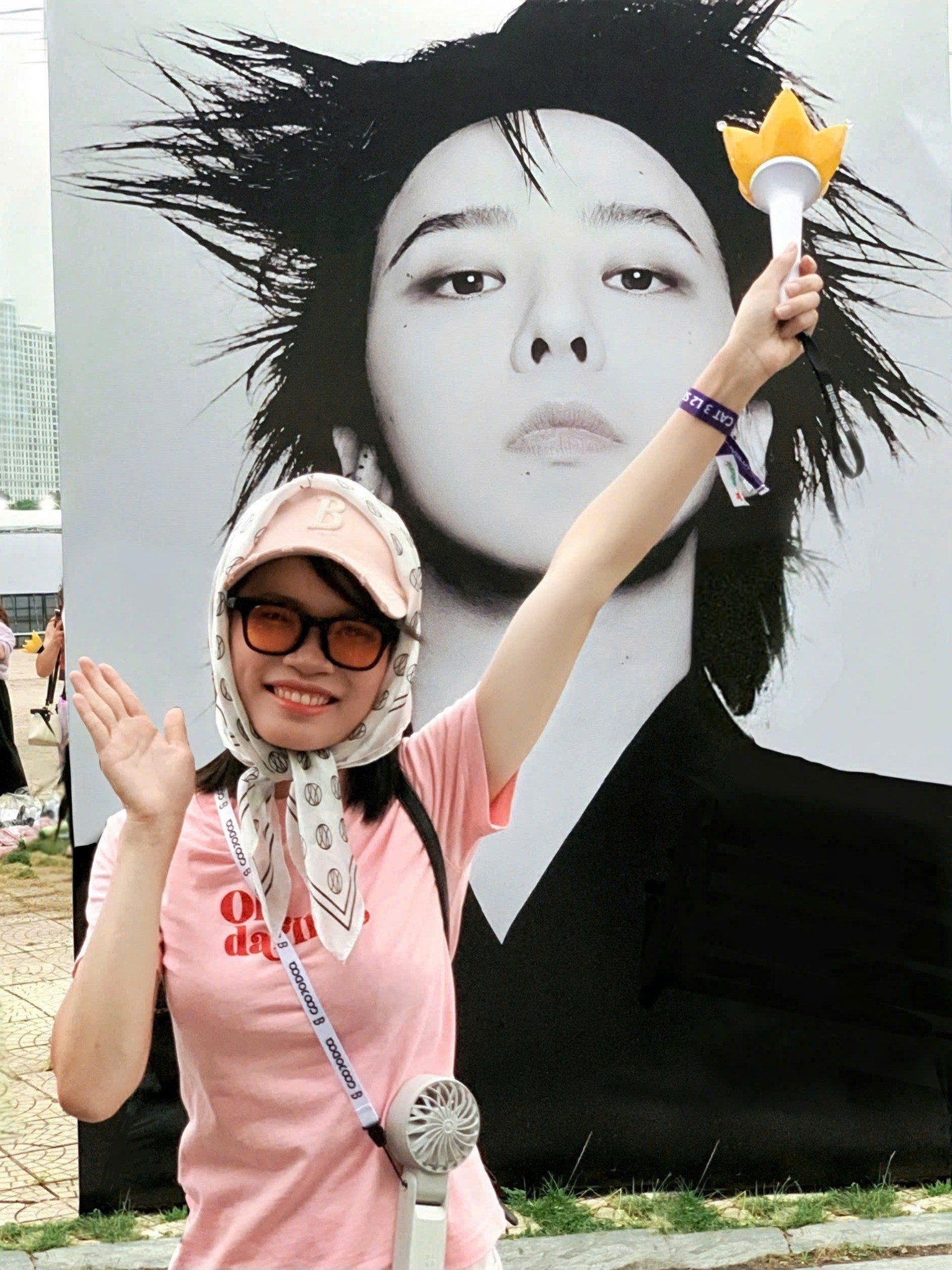 Mua Bán, Trao Đổi, Pass Vé BIGBANG WORLD TOUR 2026 | e cầm tìm 1 ngườii ...