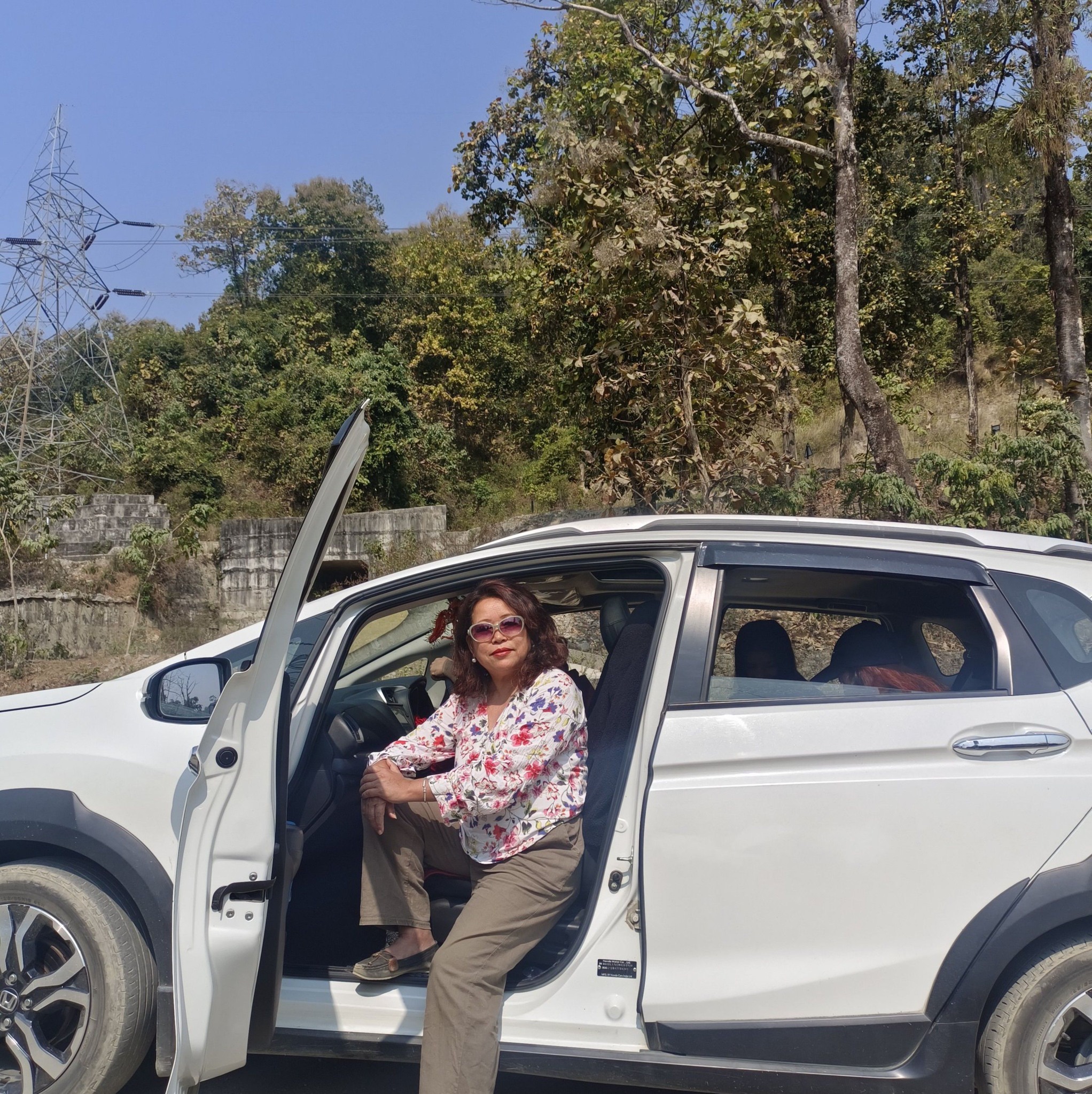 Sikkim.com - FESTIVE ATTIRE Traditional attire of Limboo... | Facebook
