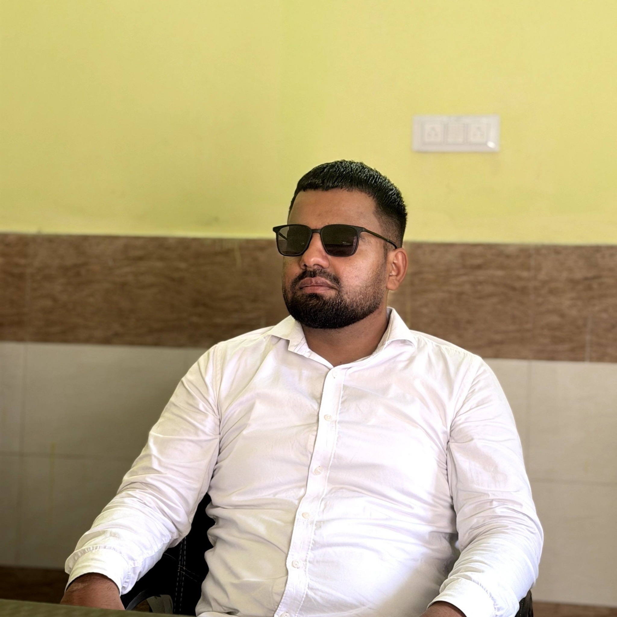 पिछले कुछ समय मे 6 गलियों का निर्माण चला हुआ है जिनमे से 2 गलिया पूर्ण ...