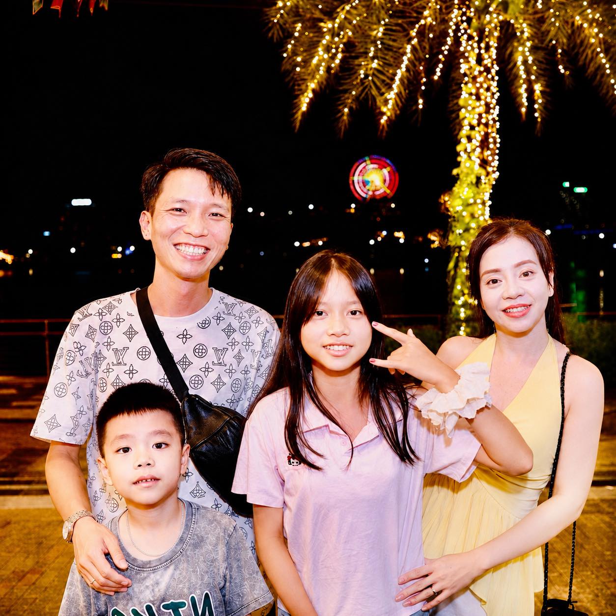 nhóm nhận dạng rắn Việt Nam. | Con này phải King ko nhỉ, mà sao màu nó ...