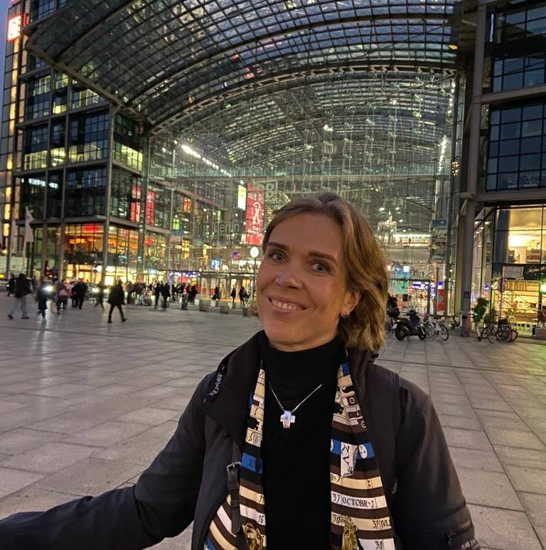 Bettina Van Paridon