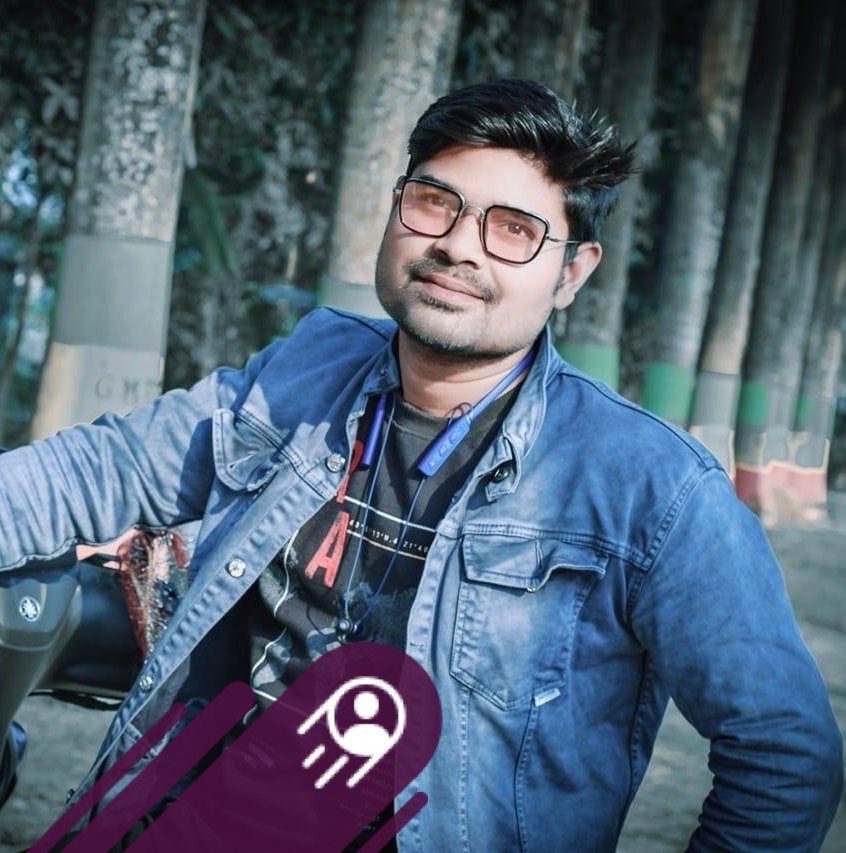 Ek shikshak ki pehchan uske kaam aur yogdan se honi chahiye, na ki uske ...