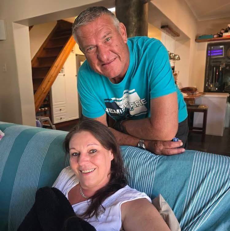 Gert Zandberg - Die legendaries Theuns Jordaan 🎸 Die... | Facebook