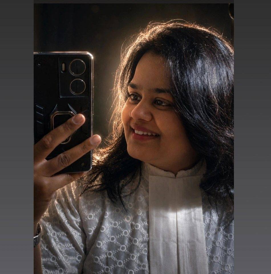 Adv Shreya Rajput