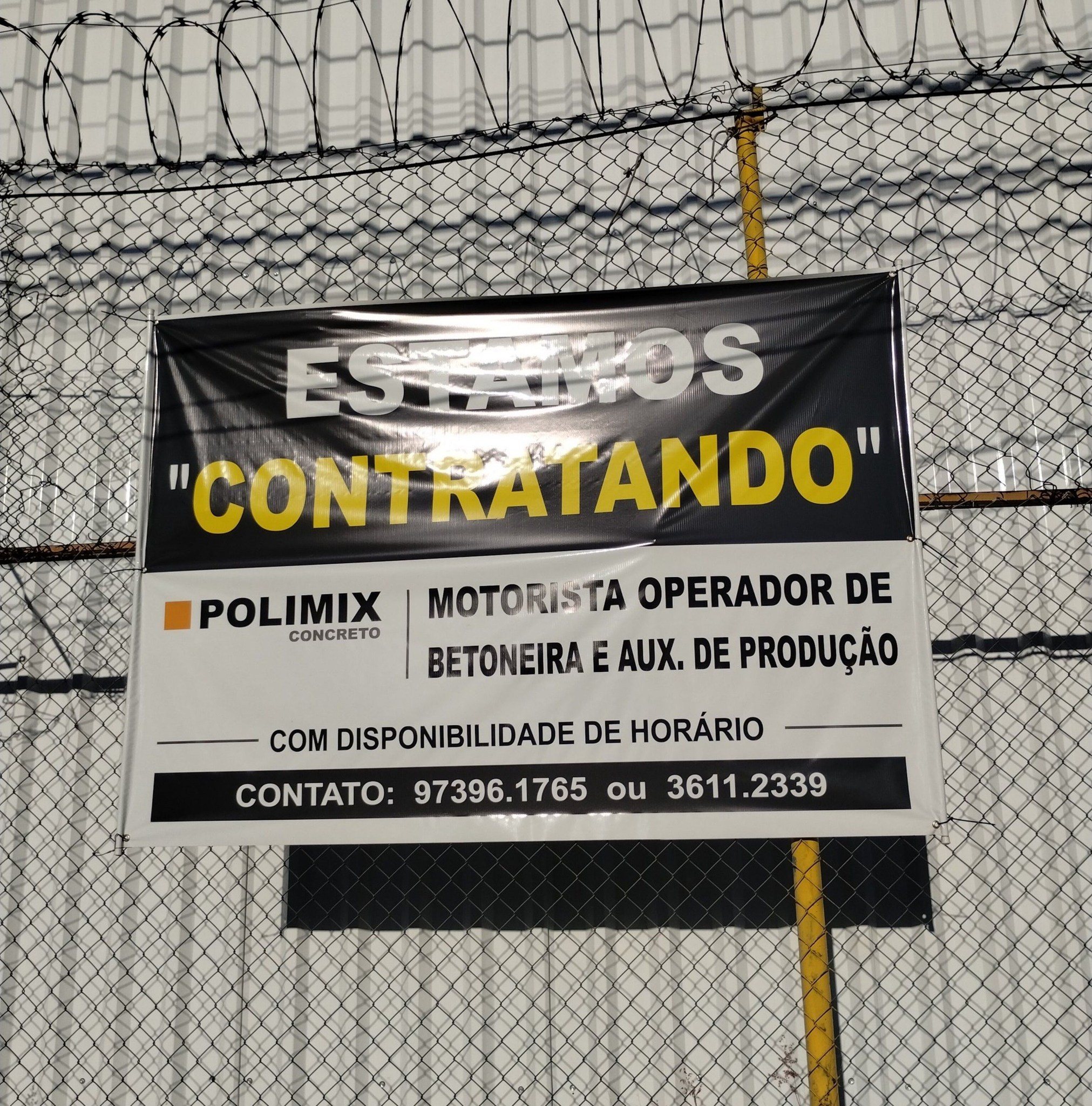 Quem vê o cantor Leonardo no palco nem imagina... Mas ele mesmo ...