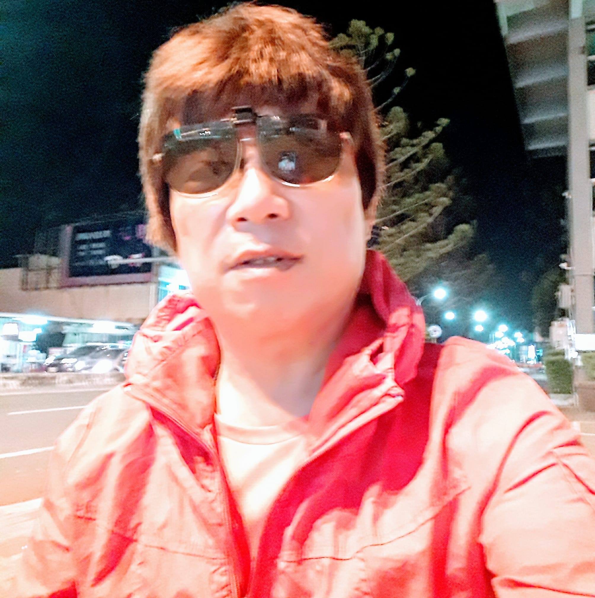 一撇一捺写个人，一生一世学做人。人字两笔好书写，人这一生最难做。 #福建 #闽南歌 #闽南语 #人 #人生 | MIKU
