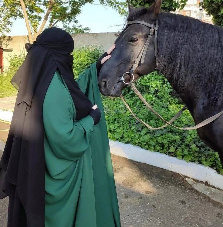 بقلمي/آية عوف - #ابنة_ابا_المافيا #بقلم_آية_غوف الجزء الاول ما كنت بعرف ...
