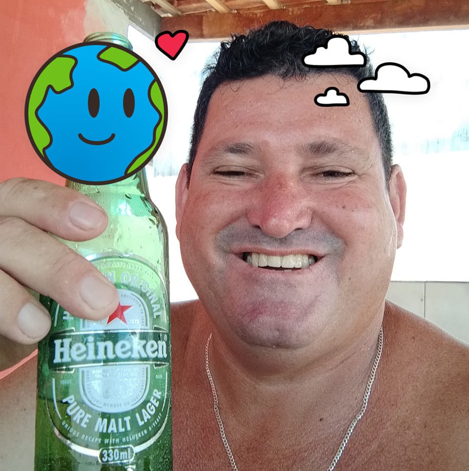 Às vezes, numa família, ninguém fala muito de sentimento. Mas existe ...