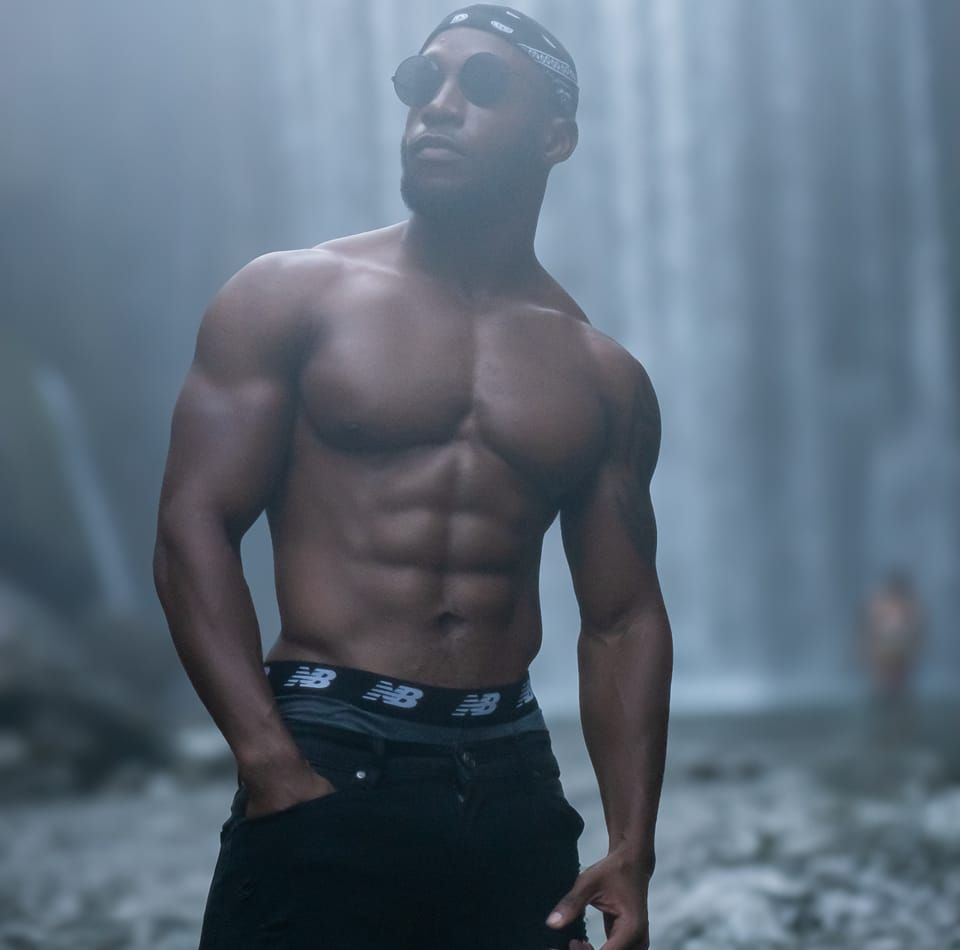 Traye R. Spence