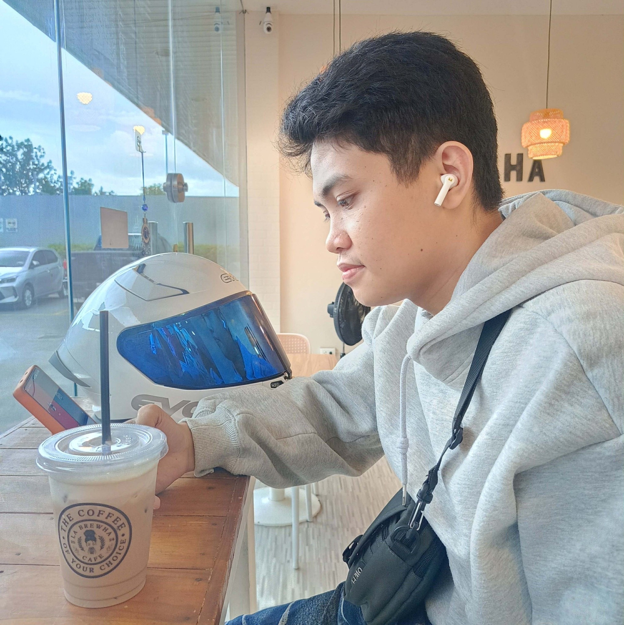 Jhun Valencia