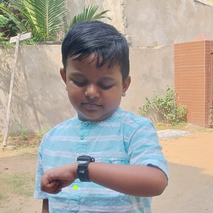 PHOTOSHOP 1 GHANTE KA KAAM 5 MIN ME? 🤯 Caption: Manual drag-drop band ...