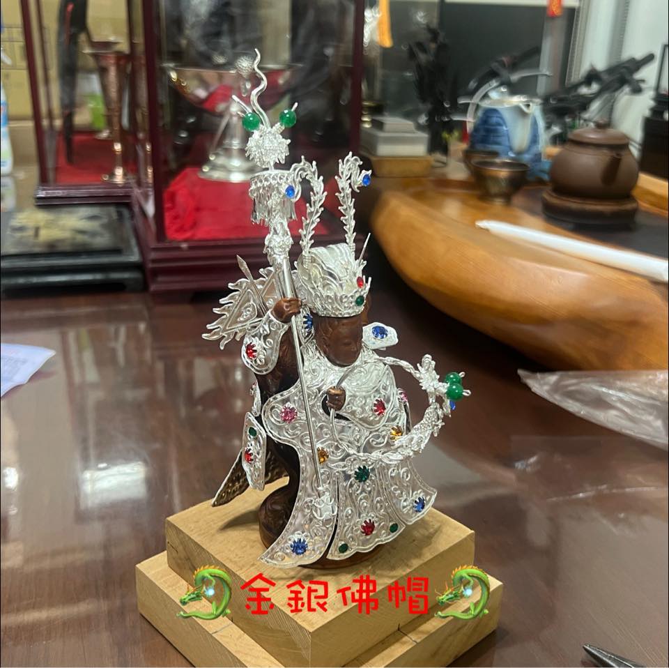 泉舜古錢幣鈔交流論壇 | 請問誰有這一枚銀幣要《賣》 | Facebook