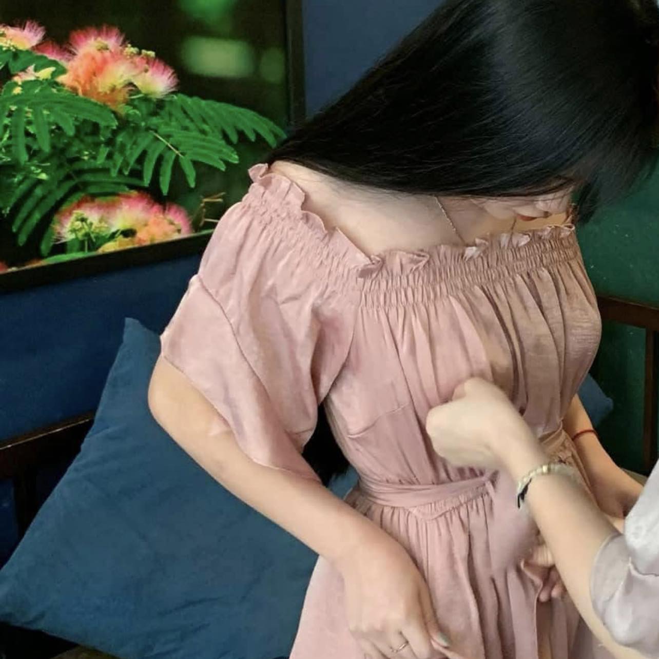 May quá sáng vừa thắp hương cho các cụ xong . 😨 | Thủy Mie