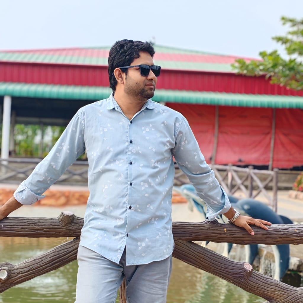 Farhad Azad