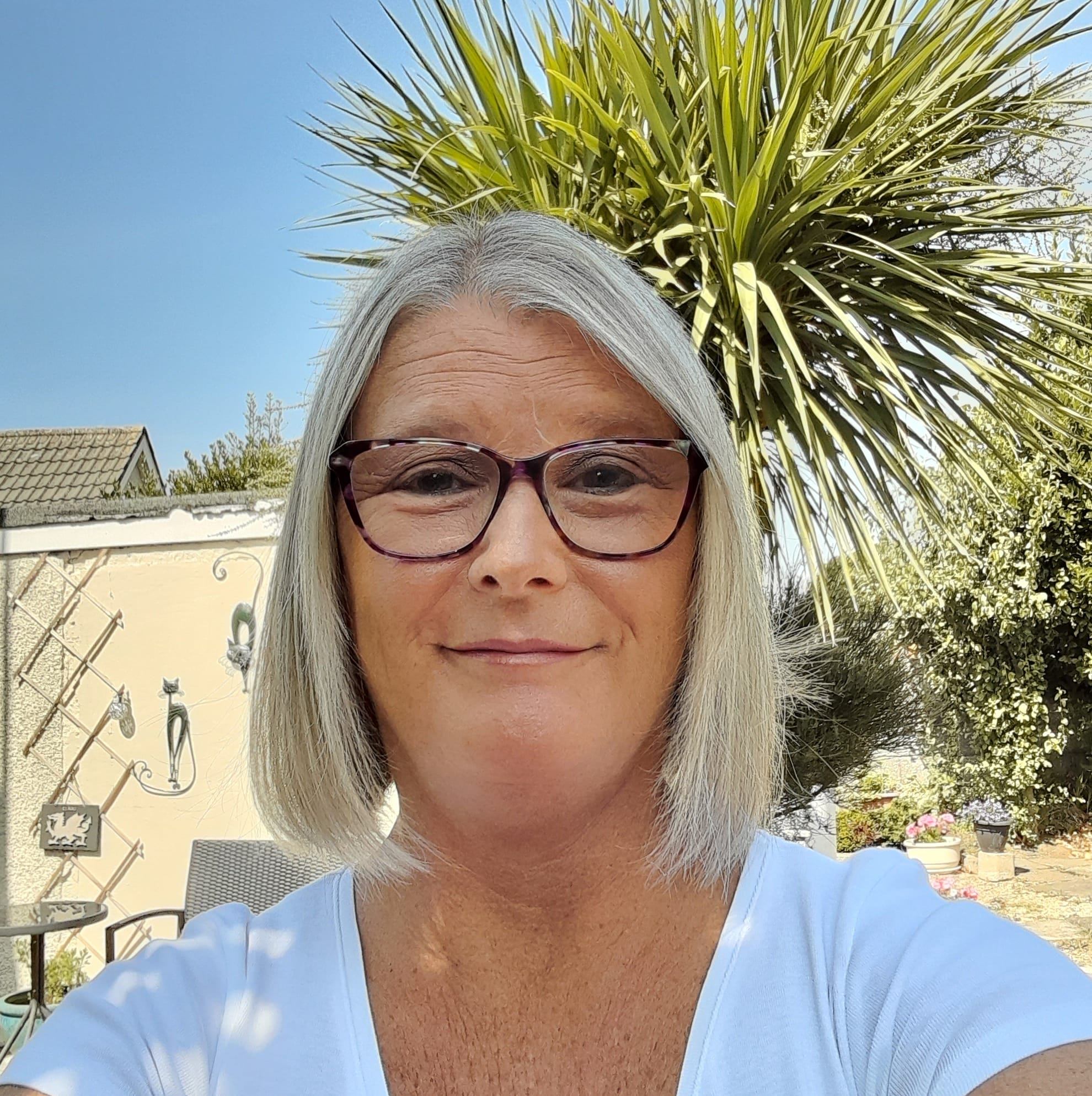 Angela Rees (@angela.rees.3975) • Facebook, Connect with friends