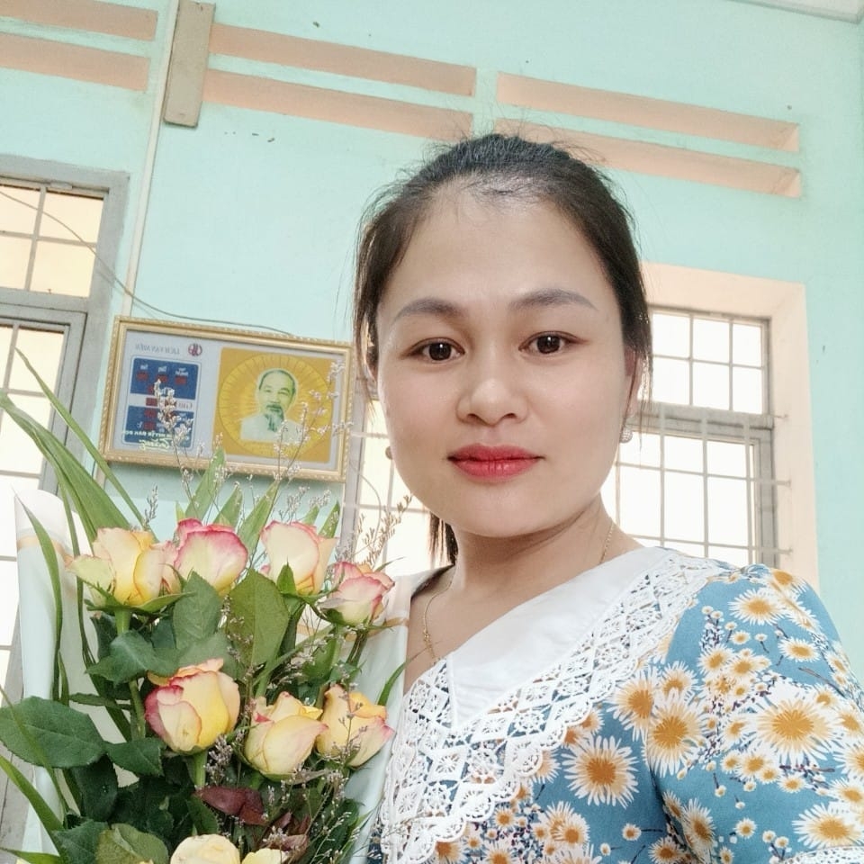 Shop đã bật chế độ cày lễ, hoa lẻ shop có bán nha bà kon giá lễ nên đã ...