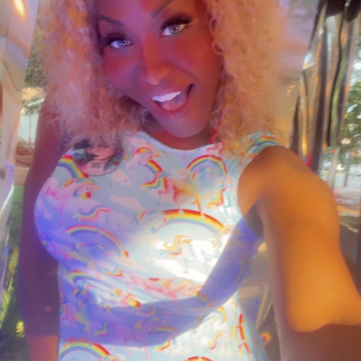 Getting me a piece of this Patti song that I absolutely love ! Coming ...