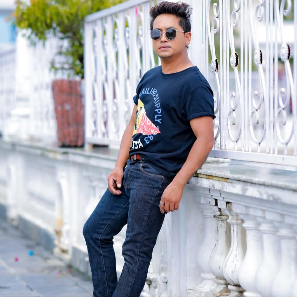 Aafu ta paltanko lagure pariyo #APF dashain song shooting #behind the ...
