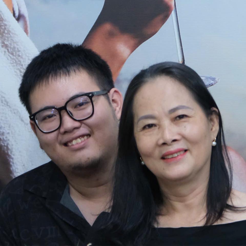Lá trút rơi nhiều đâu phải bởi mùa thu. Mà chỉ cần chuyển màu cái ảnh ...