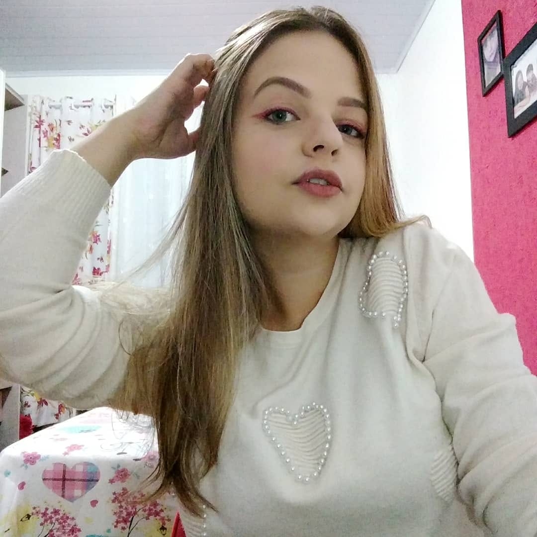 Jessica Ribeiro