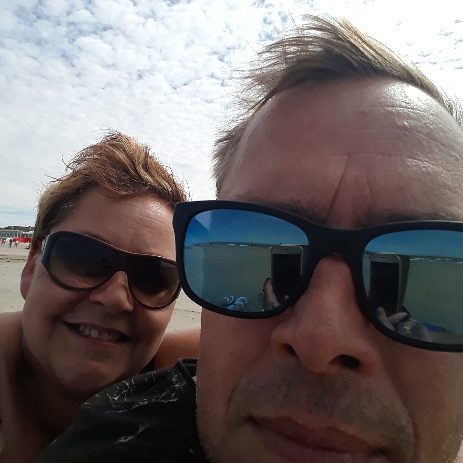 Vreuger waas alles angers | Raadhuisplein Panningen | Facebook