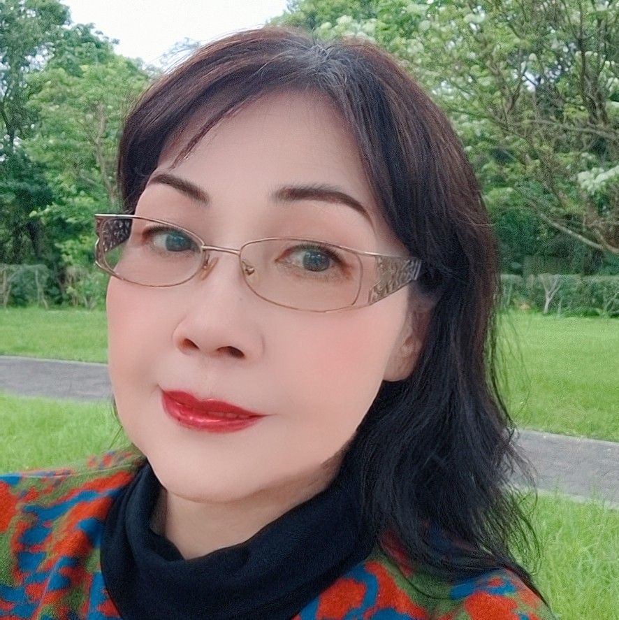搞笑爆笑开心分享站 HAHA - 上联：长江后浪推前浪 下联： 能对上的都是有才华的人，高手就在我们身边！... | Facebook