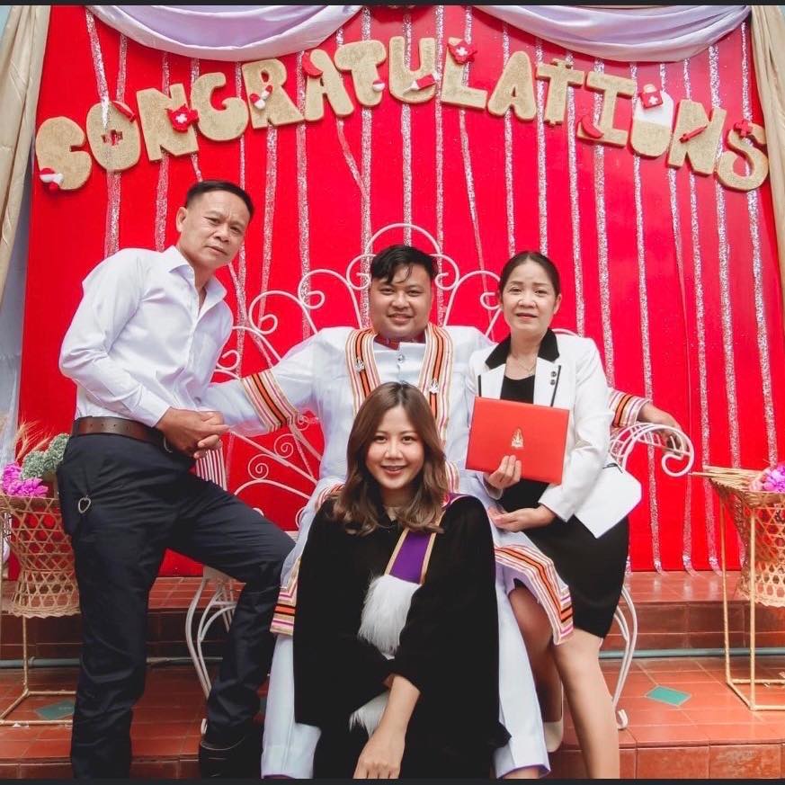 รัชนิกุล ผ้าไทย on Reels
