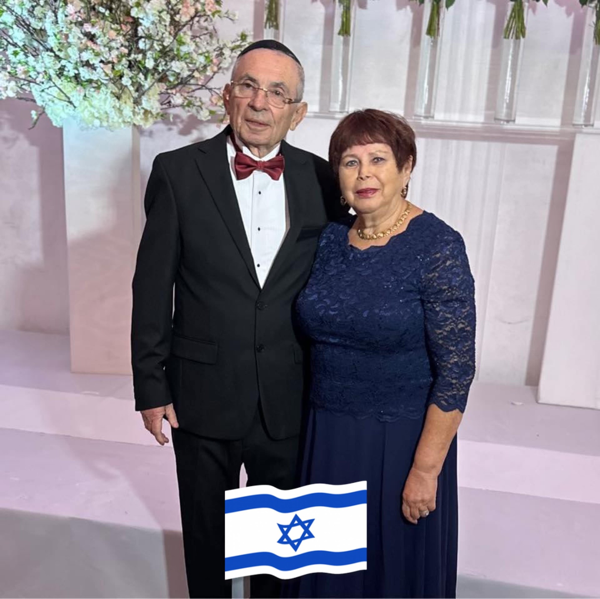 Ilya Freyberg - Wishing you and your loved ones a Hanukkah... | Facebook