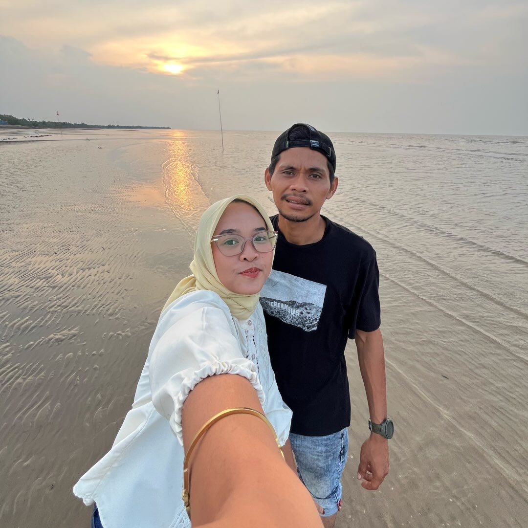 OOTD jadi kader posyandu hari ini 💕 Gak perlu heboh, yang penting rapi ...