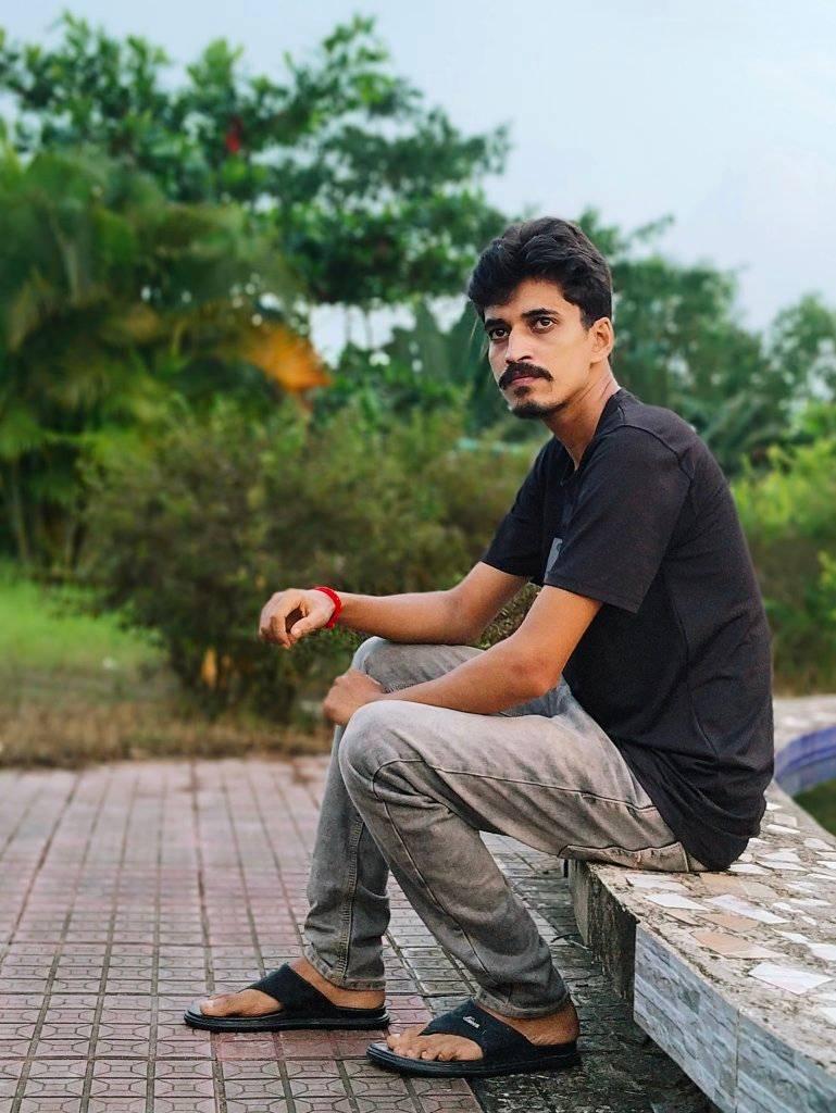 Uzzal Hawlader Raz