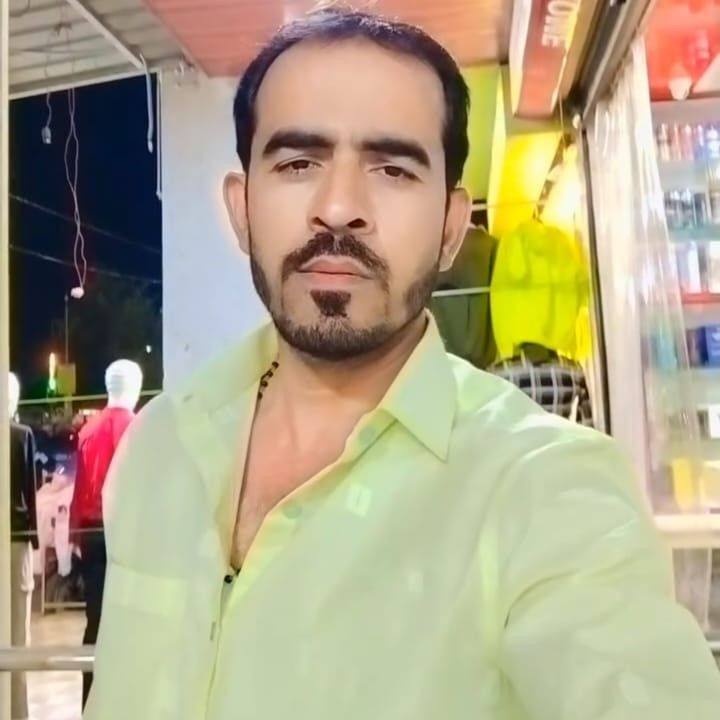 Raja Khan