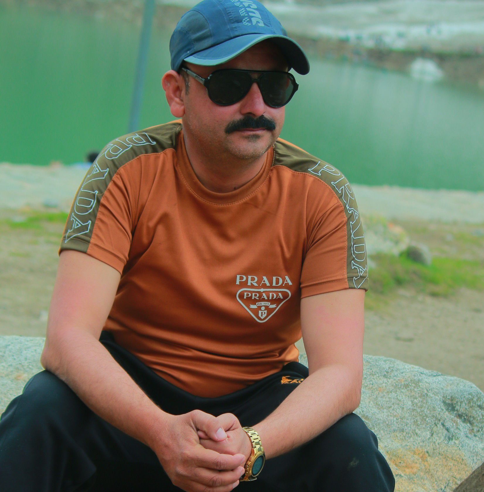Shar Bat Naz