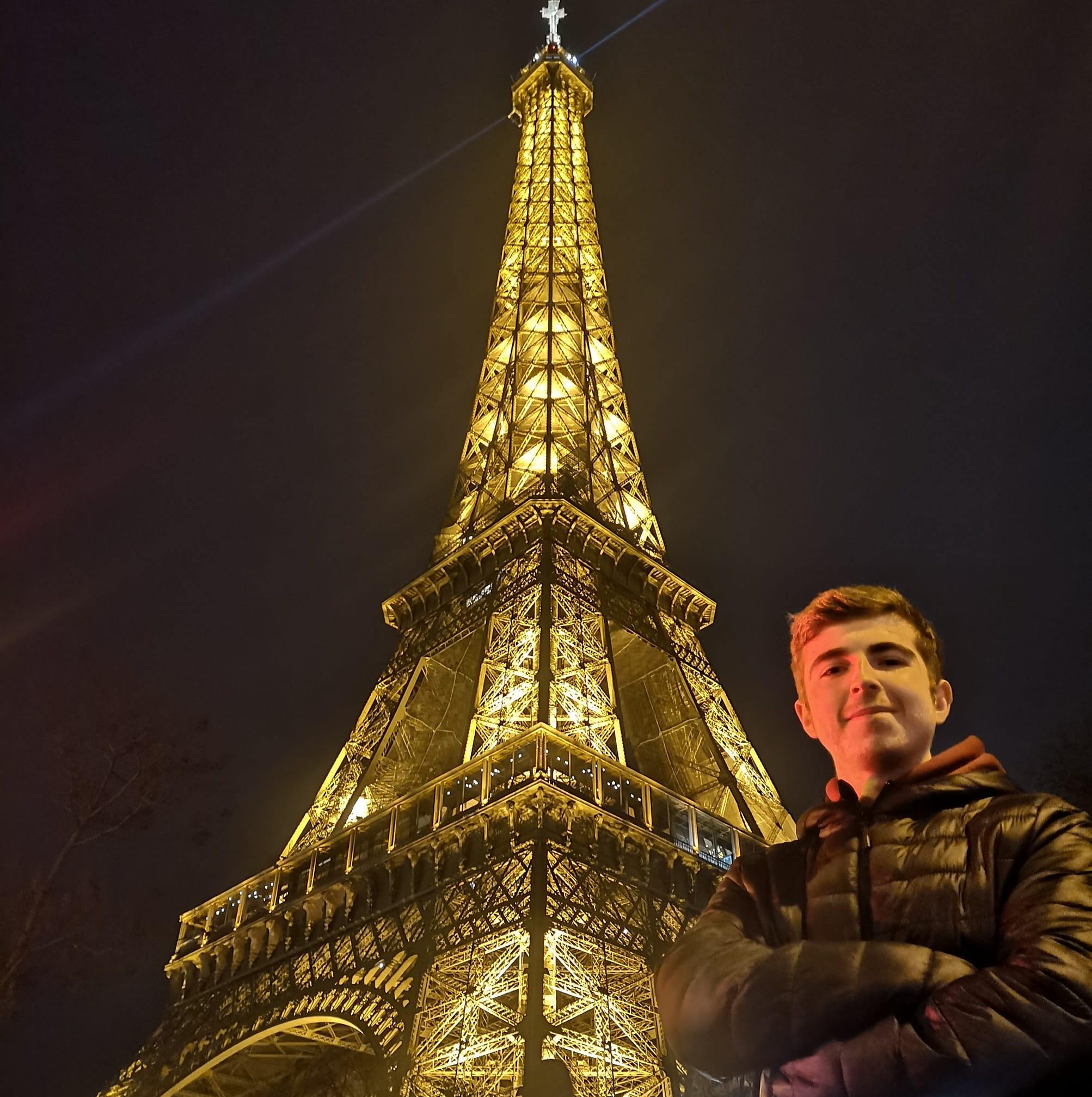 Daniel Rush (@daniel.rush.737) • Facebook, Connect with friends