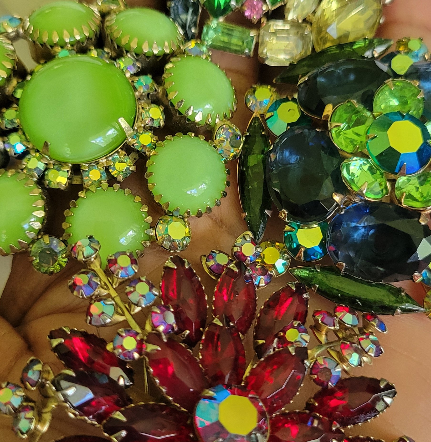 Vintage Unsigned Kramer Ruby Red Rhinestones With Crystal Clear ...