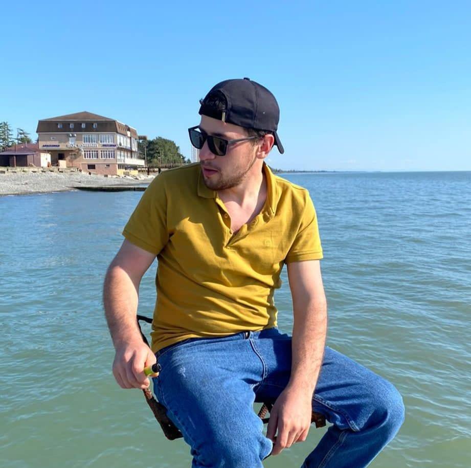 “I’m on my way. See you in Abu Dhabi 🦾” | Merab 