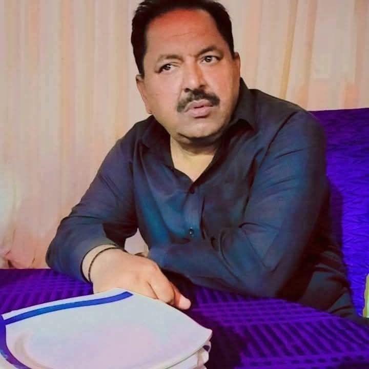 baba-jaan-aapke-baad-main-akela-ho-gaya-hoon-aapki-judai-ne-mujhe