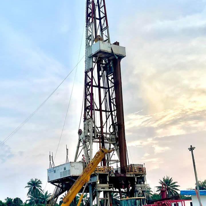 Running Casing 13 3/8. It looks like the casing is being filled to add ...