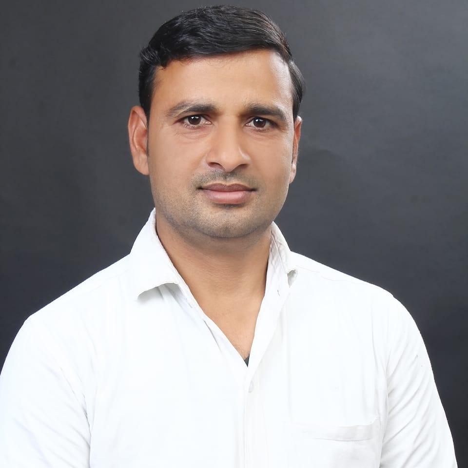D R. Israr Alvi
