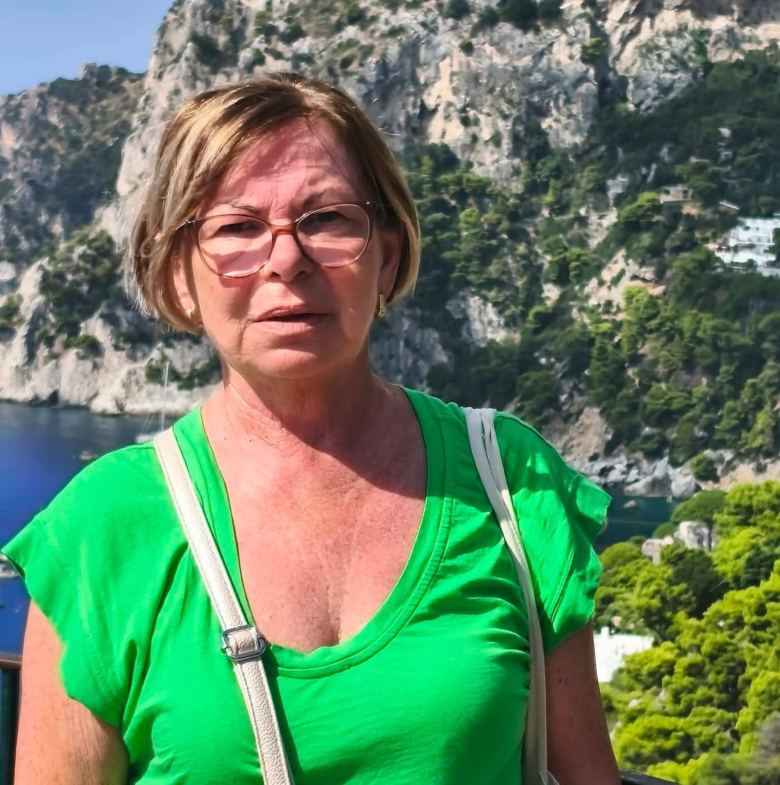 Krutilláné Ribár Julianna
