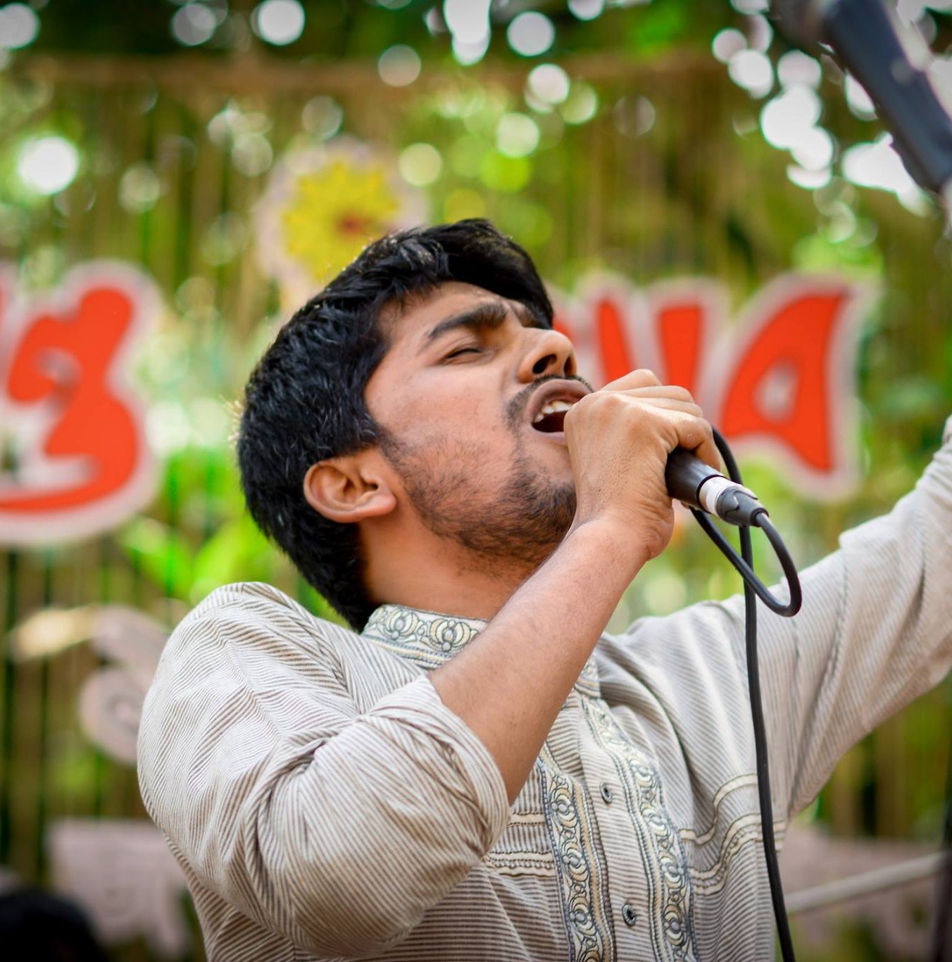 Rashed R Hossain