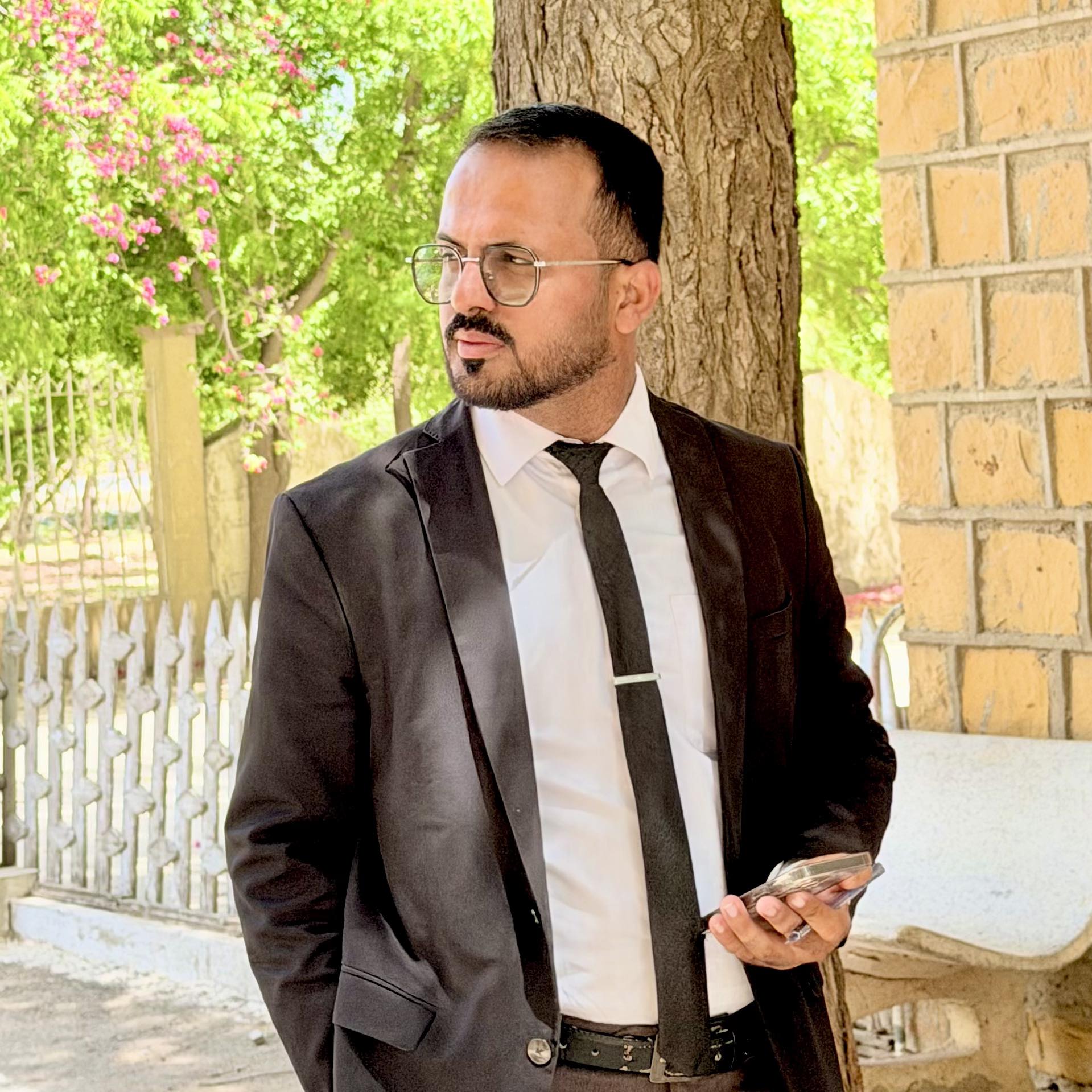 Adv Qamar Abbas