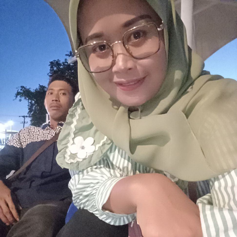 Menurut kalian ini asli atau ai 😅 | Nurul Azlinda Sitorus