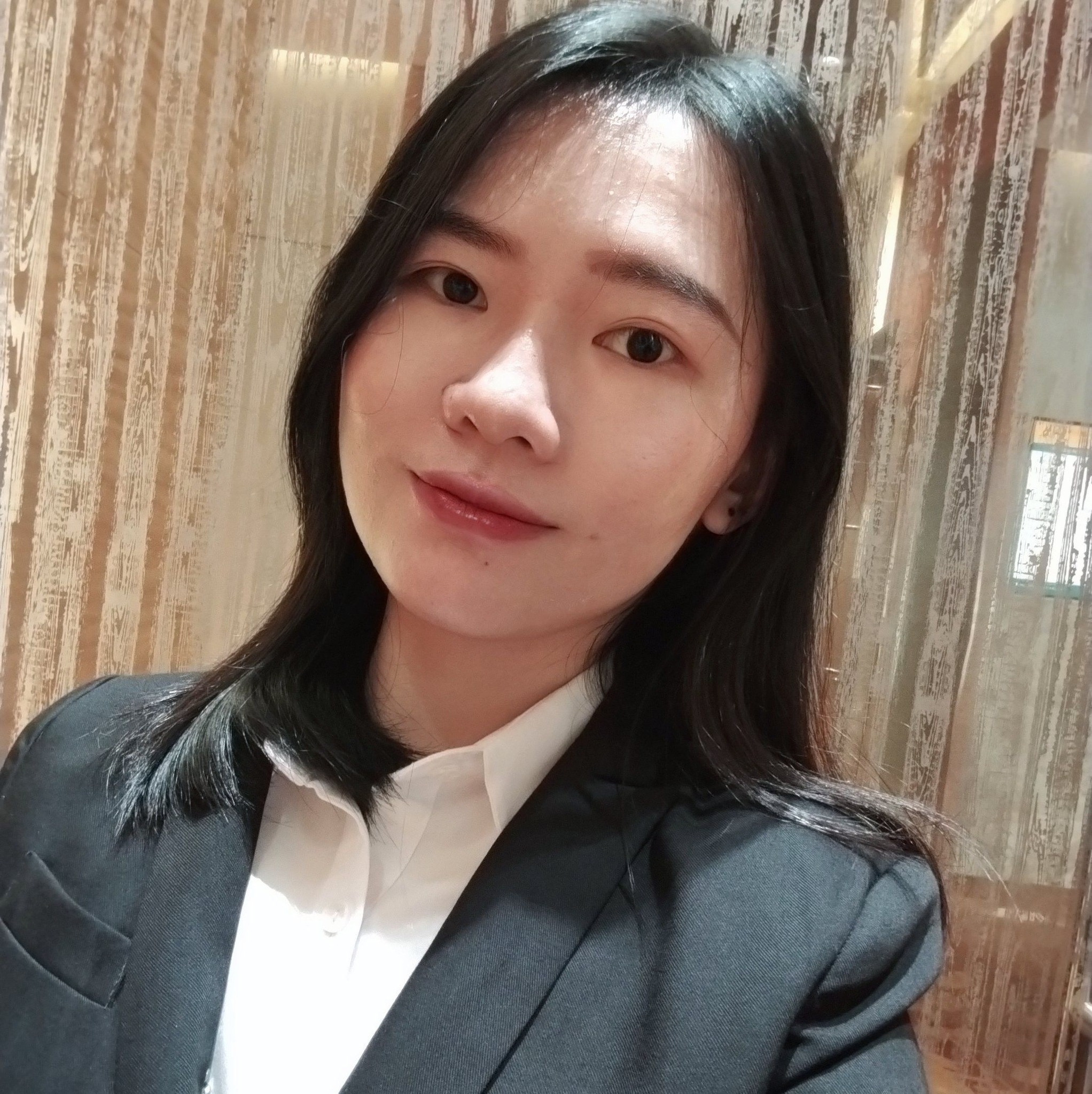 慧俐邹