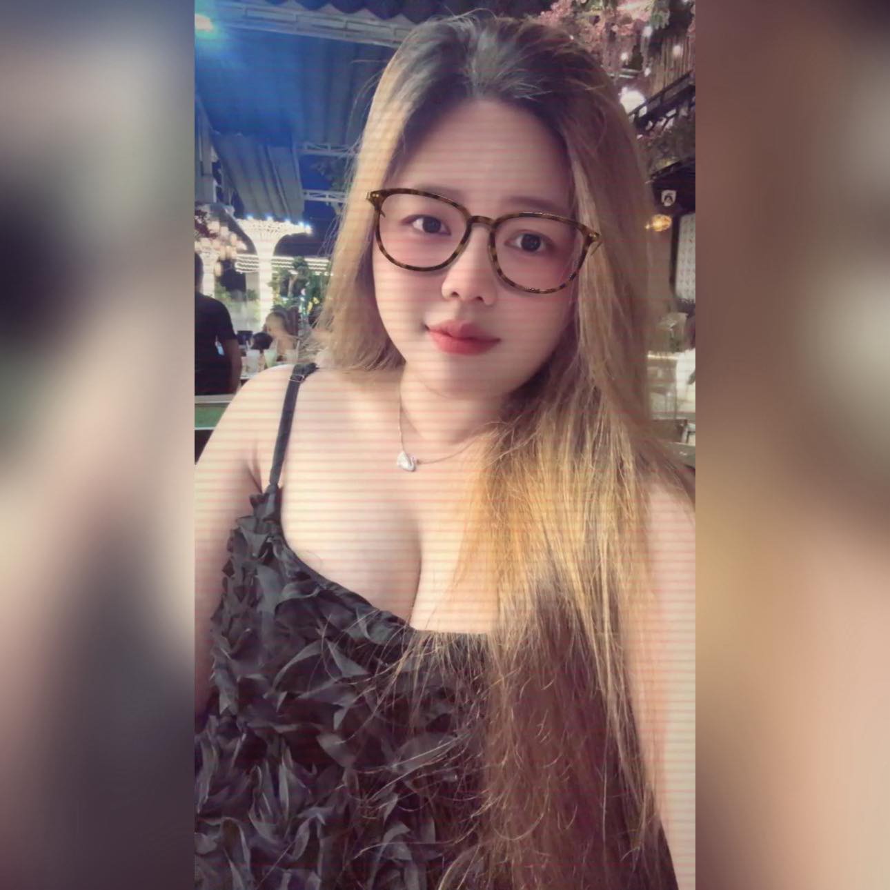 Ngày đầu năm ở tiệm e🥰... - Bánh Tráng Trộn PHƯỢNG Cầu Đúc | Facebook