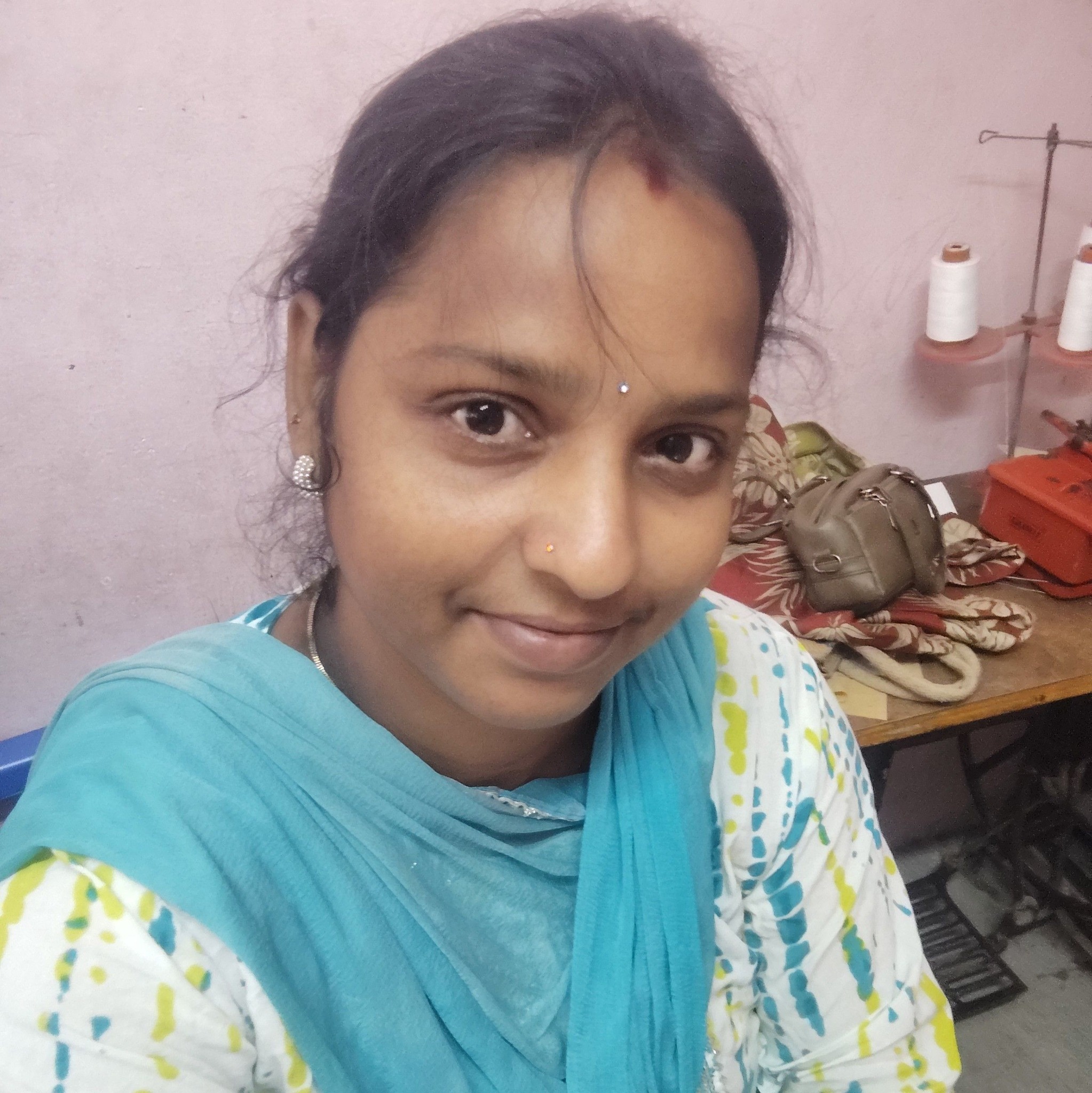 Simplye Vanitha