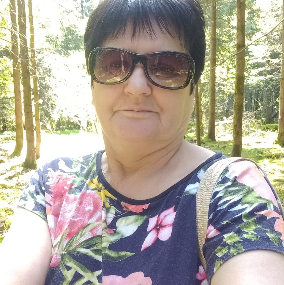 Rozsa Szucsne
